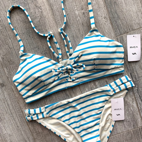 🔥🔥RVCA - MOXIE RIB BRALETTE BIKINI TOP🔥🔥 - Picture 2 of 7